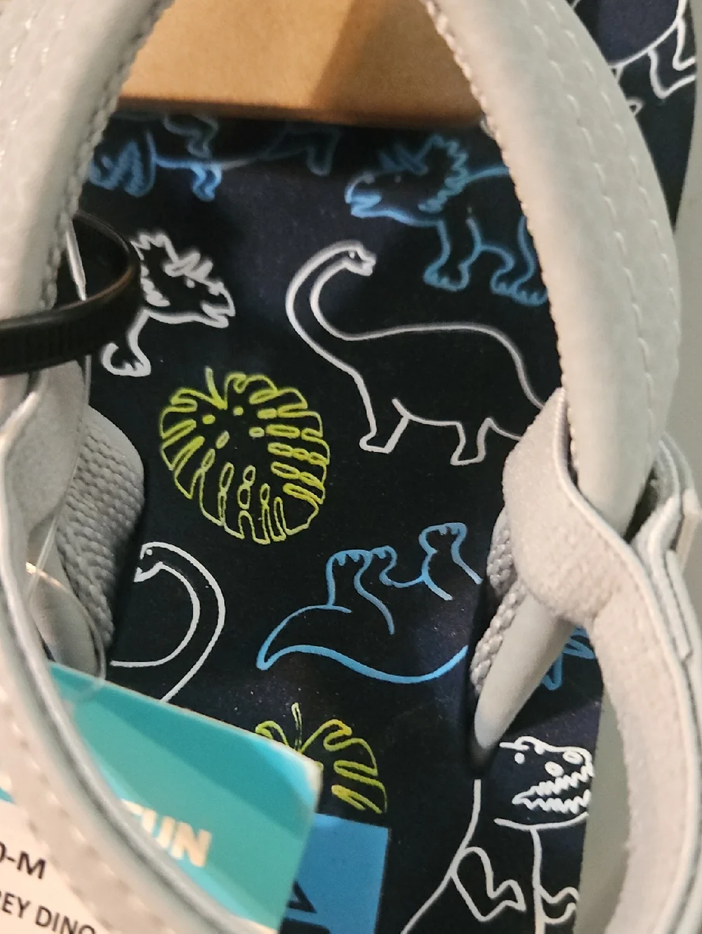 Reef Toddler Ahi Dino Flip Flop: NEW WITH TAGS: SIZE 8